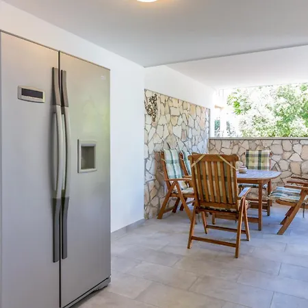 Vrdoljak - Dolje - Mpolo