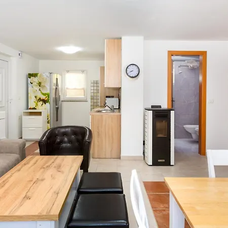 Apartment Vrdoljak - Dolje - Mpolo